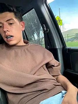 Snapshot of mattebret11 chatting on September 22, 2025, 6:54 pm mattebret11 online show from September 22, 2025, 6:54 pm