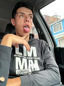 Snapshot of mattebret11 chatting on September 26, 2025, 3:49 pm mattebret11 online show from September 26, 2025, 3:49 pm