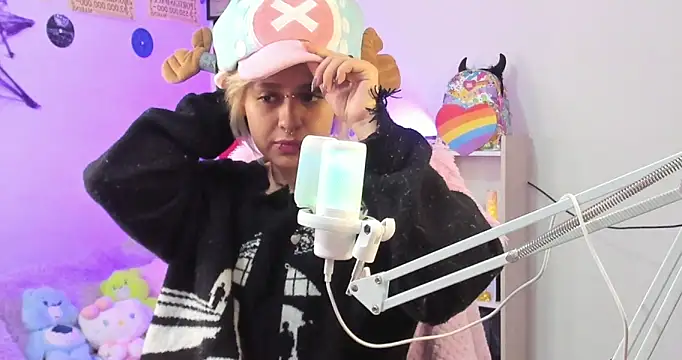 NekoWaifu online show from October 11, 2025, 1:20 pm