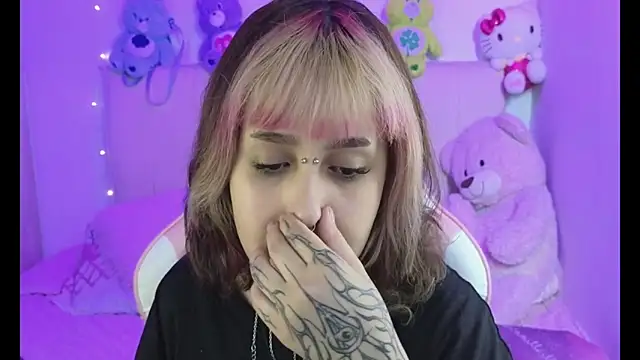 NekoWaifu online show from April 13, 2026, 1:27 pm