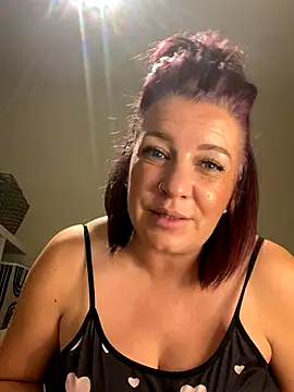 Snapshot of PoppyPrincessxox chatting on October 8, 2025, 10:29 pm PoppyPrincessxox online show from October 8, 2025, 10:29 pm