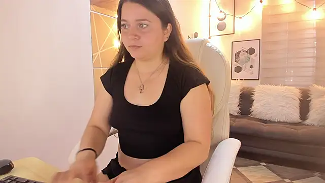 sophiee09  online show from October 24, 2025, 1:51 pm