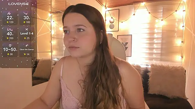 Snapshot of sophiee09_ chatting on March 14, 2026, 1:49 pm sophiee09 online show from March 14, 2026, 1:49 pm