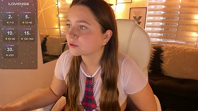 Snapshot of sophiee09_ chatting on March 30, 2026, 1:34 pm sophiee09 online show from March 30, 2026, 1:34 pm