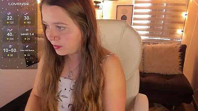 Snapshot of sophiee09_ chatting on April 16, 2026, 1:45 pm sophiee09 online show from April 16, 2026, 1:45 pm