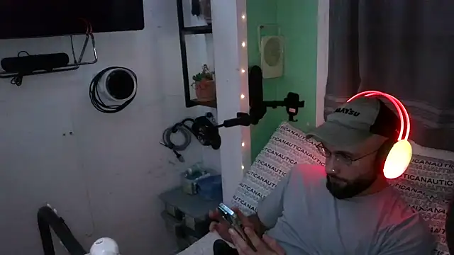 versatilevortex online show from November 24, 2025, 9:53 am