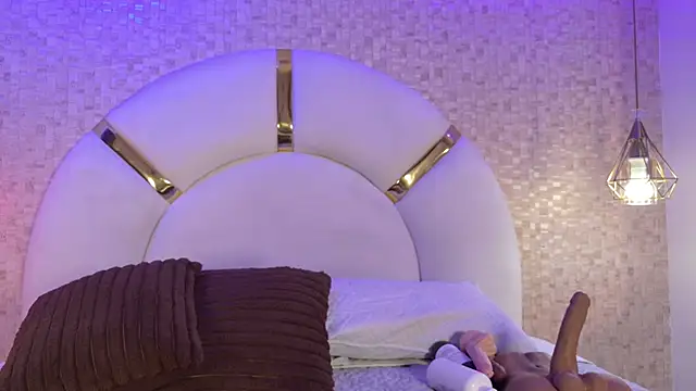 paulina cano online show from November 5, 2025, 7:25 pm