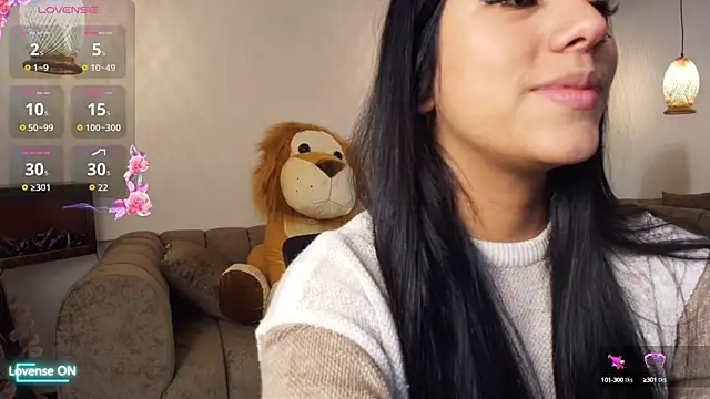 Snapshot of Cristal_DIM chatting on October 7, 2025, 8:17 pm Cristal DIM online show from October 7, 2025, 8:17 pm