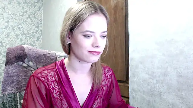 Kate  Loves online show from October 6, 2025, 6:27 pm