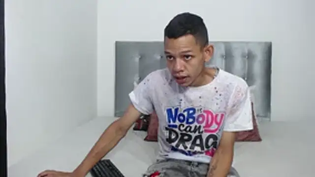 dylandevilx online show from October 29, 2025, 6:53 pm