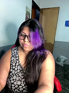 Lunarebelde online show from December 22, 2025, 1:57 am