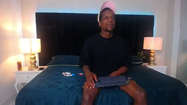 SkylerBigxxx online show from June 28, 2026, 3:56 am