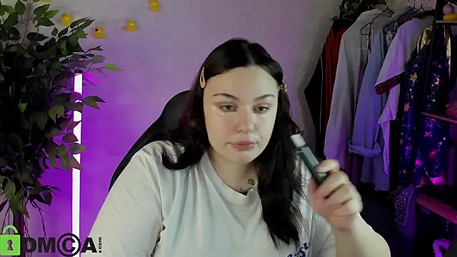 Mia R0ss online show from February 5, 2026, 11:09 pm