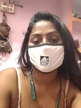 Jasmine Januja online show from November 24, 2025, 4:18 pm