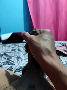 elflacodel25 online show from September 21, 2025, 2:35 am