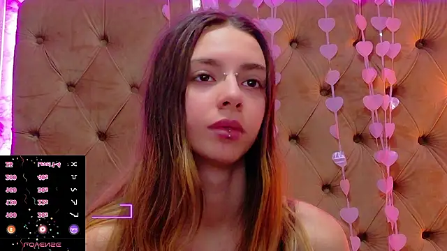 Snapshot of CoraVex chatting on February 22, 2026, 6:02 am CoraVex online show from February 22, 2026, 6:02 am