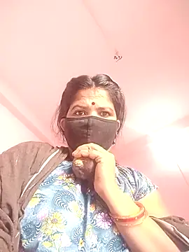 Hott locky online show from February 9, 2026, 9:35 am
