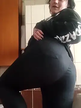 MargoShein online show from April 24, 2026, 9:23 am