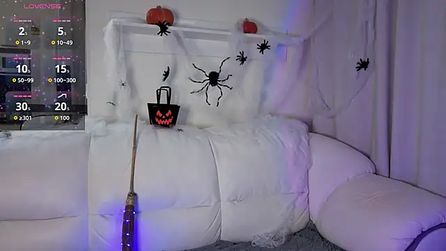  Lua   online show from October 27, 2025, 1:26 pm