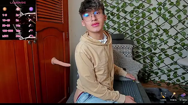 bellmontneon online show from December 1, 2025, 11:15 am