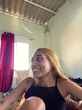 loirinhaaa online show from March 7, 2026, 6:16 pm