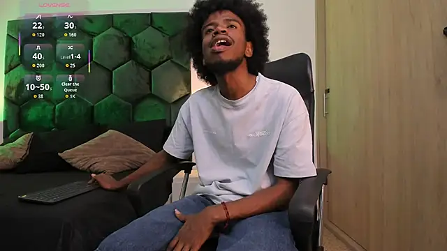 Snapshot of AllexJacob chatting on April 8, 2026, 4:51 pm AllexJacob online show from April 8, 2026, 4:51 pm