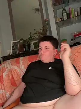 Snapshot of captaine_pioupiou chatting on October 20, 2025, 3:34 pm captaine pioupiou online show from October 20, 2025, 3:34 pm