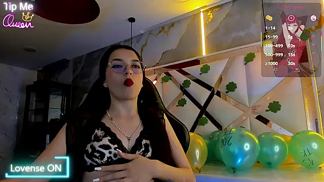 sophiadoll tf online show from March 18, 2026, 9:51 pm