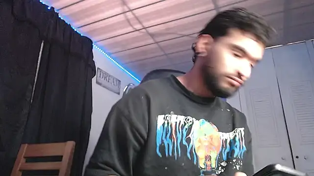 Chrys harris77 online show from October 7, 2025, 8:17 pm