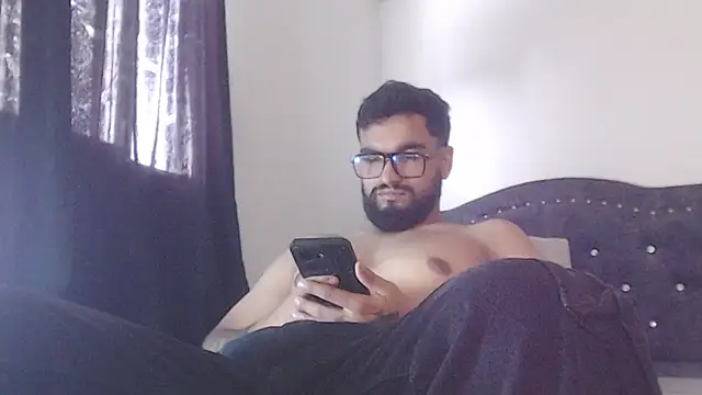 Chrys harris77 online show from April 15, 2026, 7:58 pm