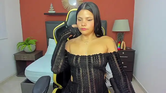 Snapshot of molly_lovee_ chatting on September 29, 2025, 12:10 pm molly lovee online show from September 29, 2025, 12:10 pm