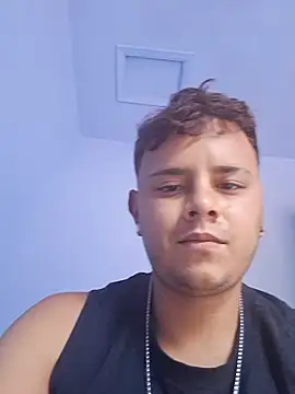 Meenlove online show from September 18, 2025, 1:24 pm