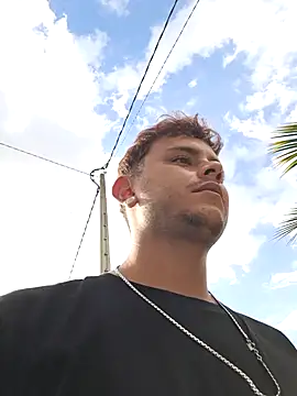 Meenlove online show from October 7, 2025, 2:25 pm