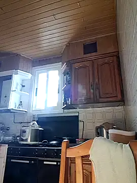 Meenlove online show from October 18, 2025, 9:54 am