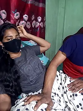 Cute Couple59 online show from March 11, 2026, 6:03 pm