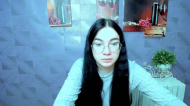 Snapshot of MiraBabe_ chatting on October 21, 2025, 7:53 am MiraBabe  online show from October 21, 2025, 7:53 am