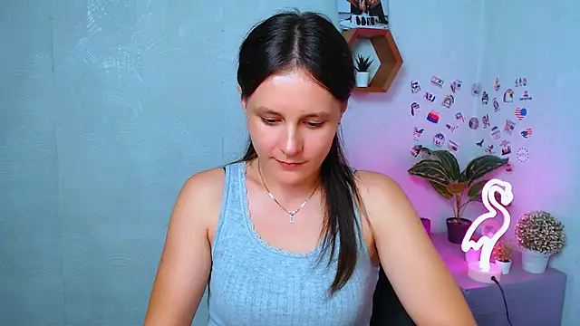 Snapshot of EvelinaMiss_ chatting on October 19, 2025, 11:55 am EvelinaMiss online show from October 19, 2025, 11:55 am