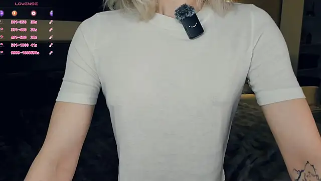 DianeHonnette online show from April 11, 2026, 8:02 pm