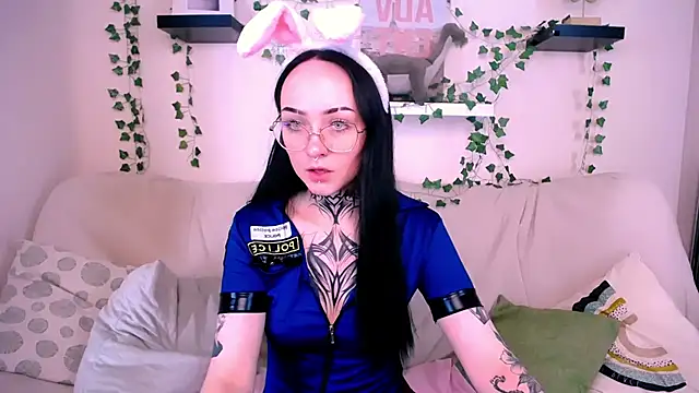 MollyKissy online show from September 28, 2025, 9:36 am