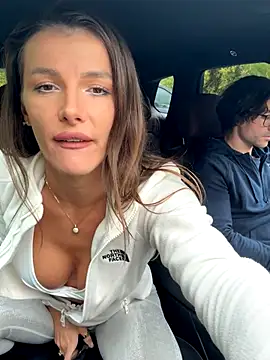 Snapshot of fit_vic chatting on October 10, 2025, 10:47 am fit vic online show from October 10, 2025, 10:47 am