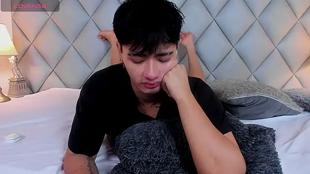 Clement Reyes online show from December 14, 2025, 2:00 pm