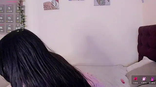 Dulcee 1 online show from February 9, 2026, 11:14 am