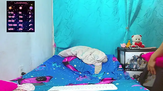 Sofia-bigass online show from October 11, 2025, 4:33 am