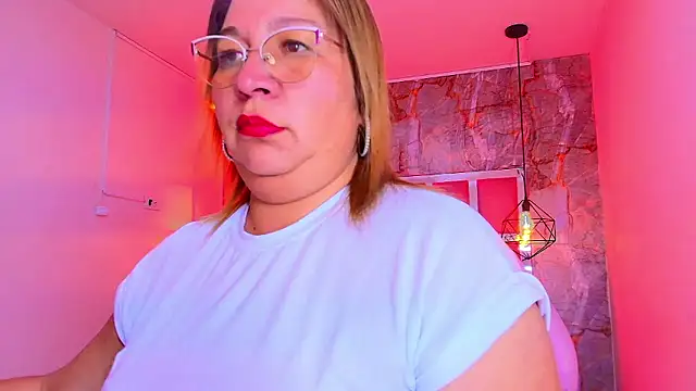 MaylinRosse  online show from January 14, 2026, 6:57 pm