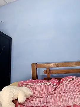 little onixx online show from October 24, 2025, 1:51 pm