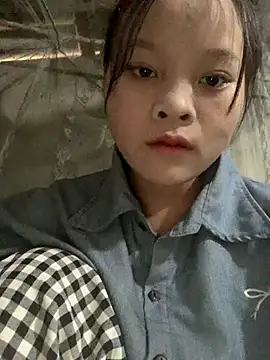 Snapshot of -Miraa- chatting on September 27, 2025, 6:29 am -Miraa- online show from September 27, 2025, 6:29 am