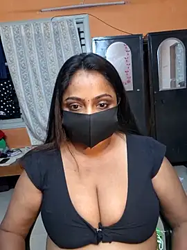 queendivya online show from May 20, 2026, 6:03 pm