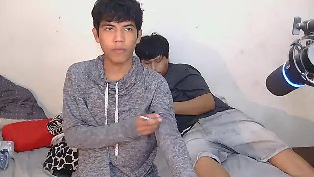 P4NT0J4 online show from April 1, 2026, 6:47 am