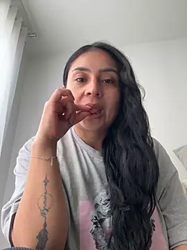 Snapshot of amyross_s1 chatting on September 26, 2025, 4:22 pm amyross s1 online show from September 26, 2025, 4:22 pm