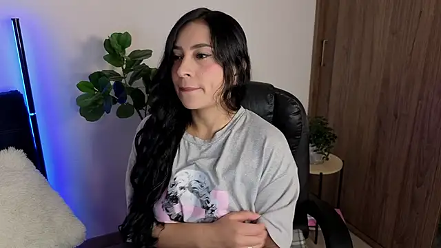 Snapshot of amyross_s1 chatting on February 18, 2026, 11:55 pm amyross s1 online show from February 18, 2026, 11:55 pm